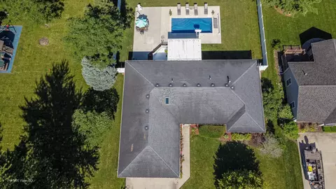 View/Area - 612 Center St, Mazon, IL 60444 photo 1 of 2