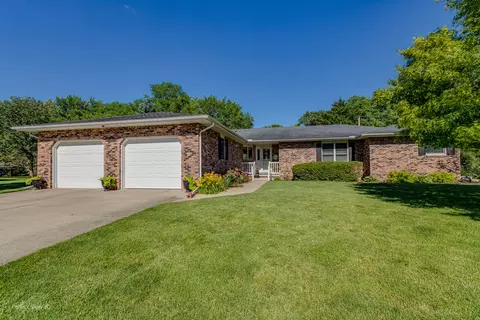 612 Center St, Mazon, IL 60444