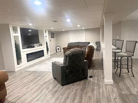 Living - 612 Center St, Mazon, IL 60444 photo 3 of 4