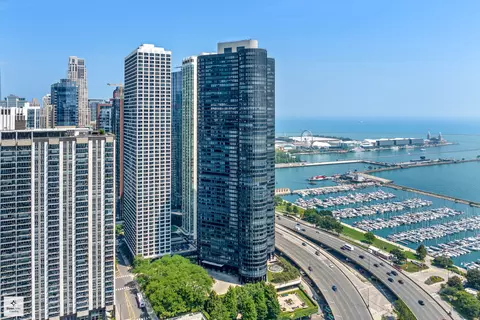 155 N Harbor Dr #1509, Chicago, IL 60601