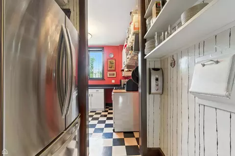 Kitchen - 1366 E 57th St #2, Chicago, IL 60637 photo 1 of 2