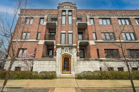 1366 E 57th St #2, Chicago, IL 60637