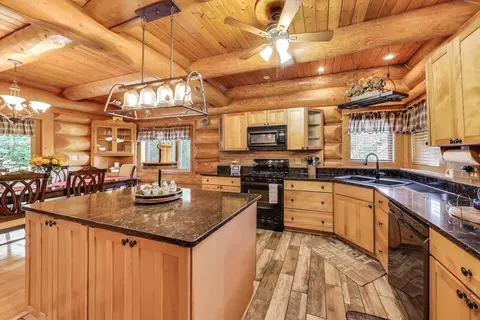 Kitchen - 19542 Bauer Rd, Custer Park, IL 60481 photo 1 of 3