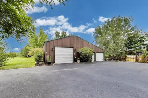 Exterior - 19542 Bauer Rd, Custer Park, IL 60481 photo 13 of 16