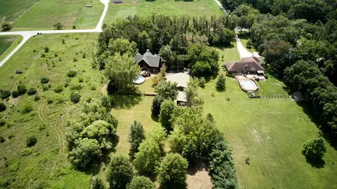 View/Area - 19542 Bauer Rd, Custer Park, IL 60481 photo 2 of 4