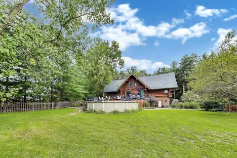Exterior - 19542 Bauer Rd, Custer Park, IL 60481 photo 12 of 16