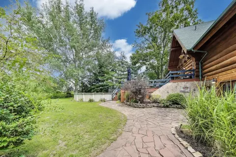 Exterior - 19542 Bauer Rd, Custer Park, IL 60481 photo 11 of 16