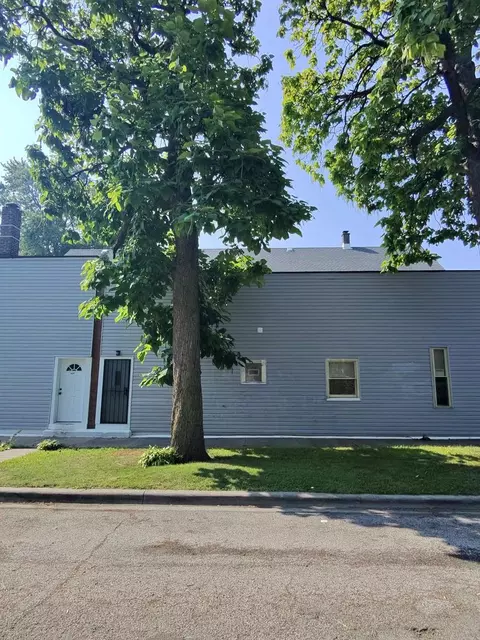 8600 S Muskegon Ave, Chicago, IL 60617