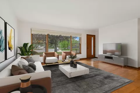 Living - 2528 William Ave, Glenview, IL 60025 photo 1 of 3