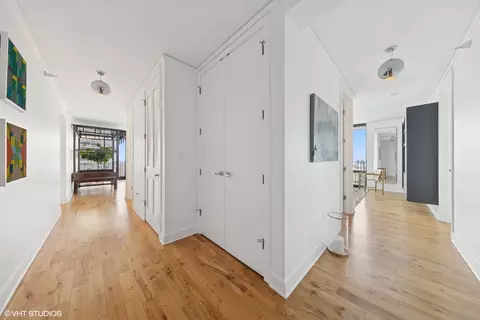 225 N Columbus Dr #6001, Chicago, IL 60601 photo 3