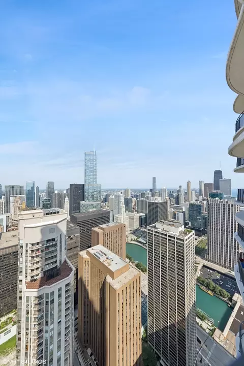 225 N Columbus Dr #6001, Chicago, IL 60601 photo 27