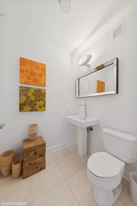 225 N Columbus Dr #6001, Chicago, IL 60601 photo 14