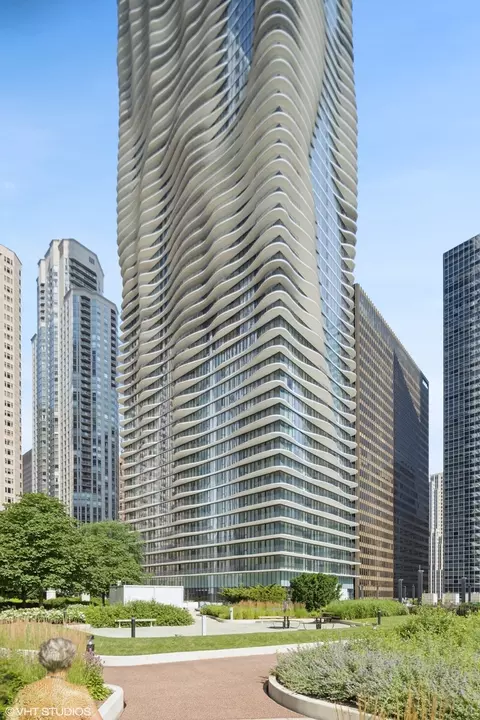 225 N Columbus Dr #6001, Chicago, IL 60601 photo 32