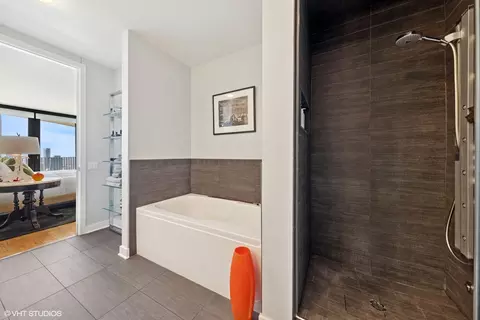 225 N Columbus Dr #6001, Chicago, IL 60601 photo 19