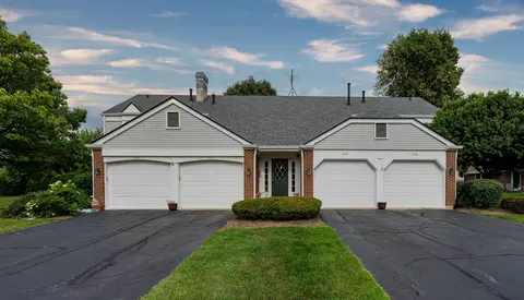 208 Millington Way #208, Saint Charles, IL 60174