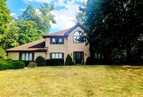 5 N461 Hidden Springs Dr, Saint Charles, IL 60175