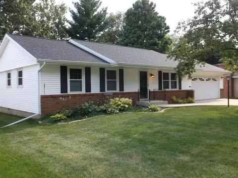 446 E Thompson St, Princeton, IL 61356
