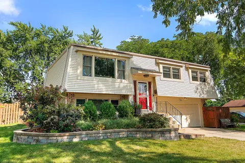 16251 Olcott Ave, Tinley Park, IL 60477
