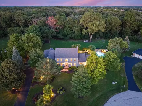 3218 Opengate Rd, Crystal Lake, IL 60012
