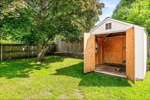 Exterior - 1423 Chadwick Dr, Normal, IL 61761 photo 11 of 12