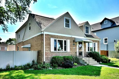 7357 N Oketo Ave, Chicago, IL 60631