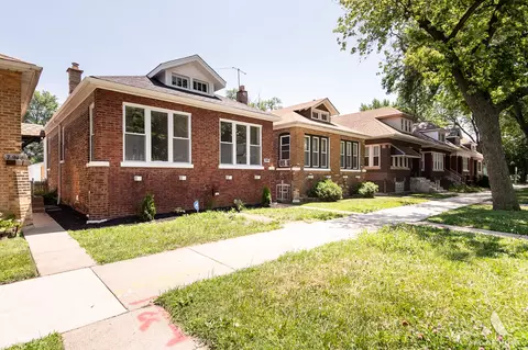 7945 S Avalon Ave, Chicago, IL 60619