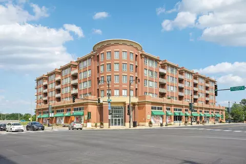 6000 N Cicero Ave #410, Chicago, IL 60646