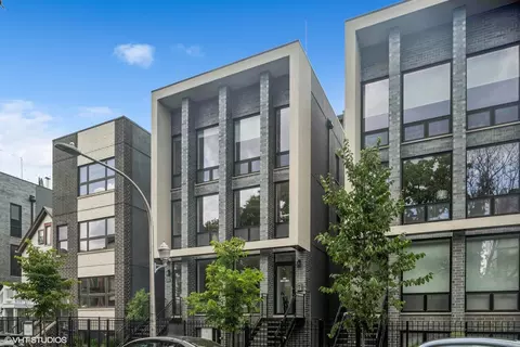 3022 W Lyndale St #2, Chicago, IL 60647