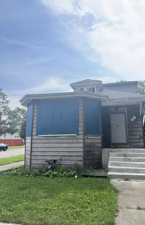 9834 S Throop St, Chicago, IL 60643