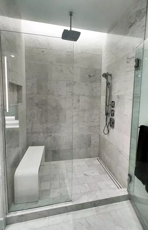 Bath - 363 E Wacker Dr #1708, Chicago, IL 60601 photo 3 of 3