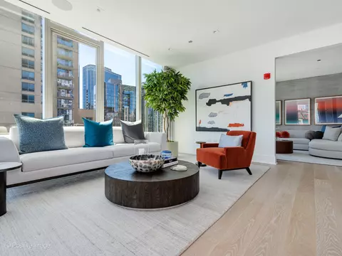 Living - 363 E Wacker Dr #1708, Chicago, IL 60601 photo 2 of 3