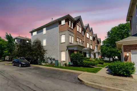 4716 N Lamon Ave, Chicago, IL 60630