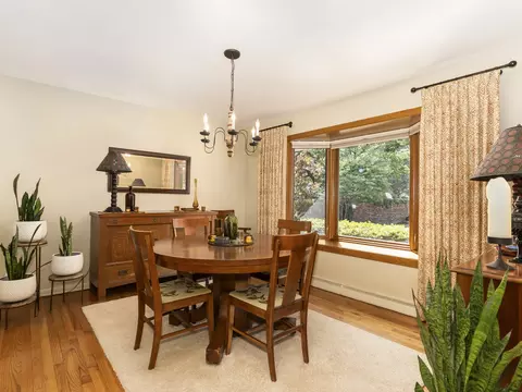 9237 Forestview Rd, Evanston, IL 60203 photo 6