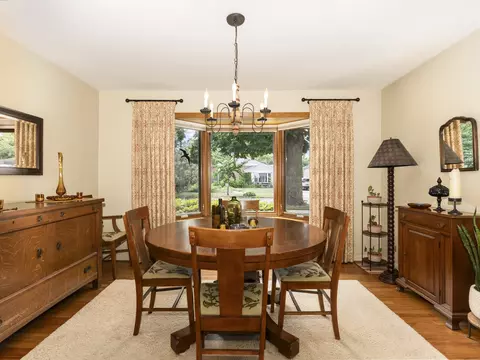 9237 Forestview Rd, Evanston, IL 60203 photo 7