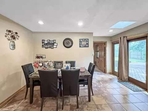 Dining - 697 Bradmar Dr, Freeport, IL 61032 photo 1 of 1