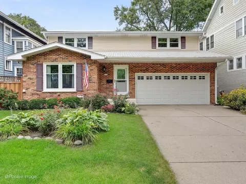 346 8th Ave, La Grange, IL 60525