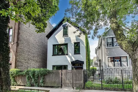 1002 N Mozart St, Chicago, IL 60622