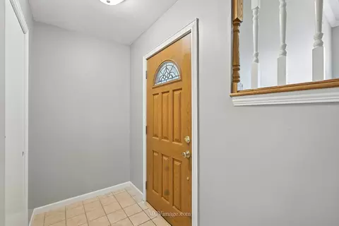 Entry Way - 4336 Scott St, Oak Forest, IL 60452 photo 1 of 1