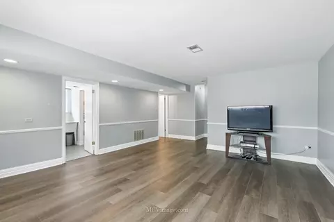 Living - 4336 Scott St, Oak Forest, IL 60452 photo 1 of 3