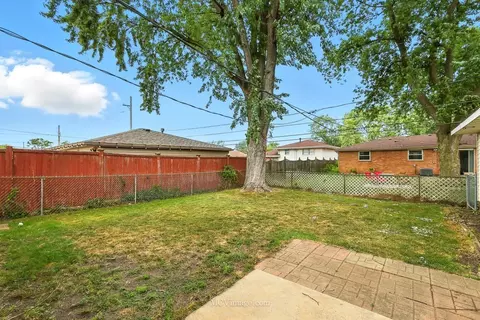 Exterior - 4336 Scott St, Oak Forest, IL 60452 photo 4 of 5