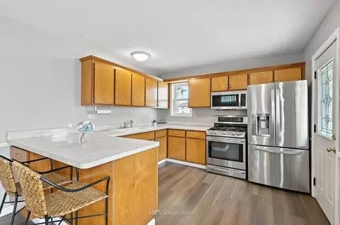 Kitchen - 4336 Scott St, Oak Forest, IL 60452 photo 1 of 3
