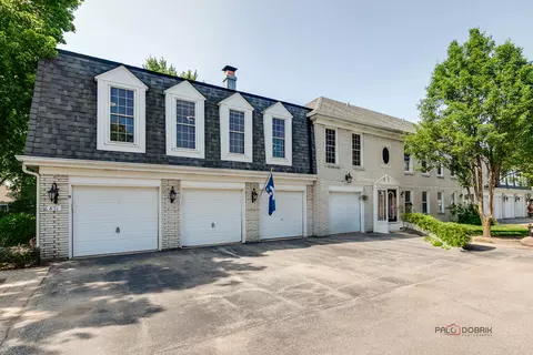 851 Garfield Ave #C, Libertyville, IL 60048