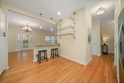 1804 Monroe Ct, Glenview, IL 60025 photo 10
