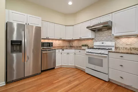 1804 Monroe Ct, Glenview, IL 60025 photo 6
