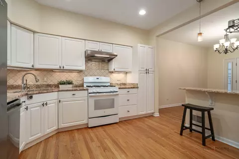 1804 Monroe Ct, Glenview, IL 60025 photo 5