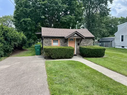 1008 Wild St, Sycamore, IL 60178