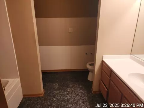 29 Cunningham Ln, Park Forest, IL 60466 photo 7
