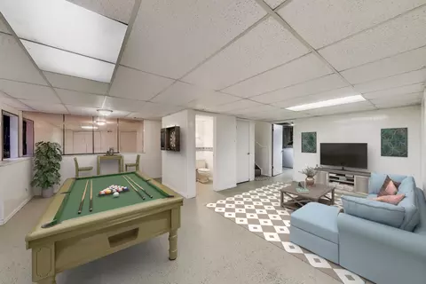 Other - 1022 Oakview Dr, Wheaton, IL 60187 photo 1 of 3