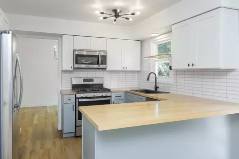 Kitchen - 2324 Modaff Rd, Naperville, IL 60565 photo 1 of 5