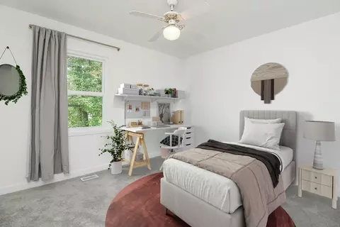 Bedroom - 2324 Modaff Rd, Naperville, IL 60565 photo 4 of 6
